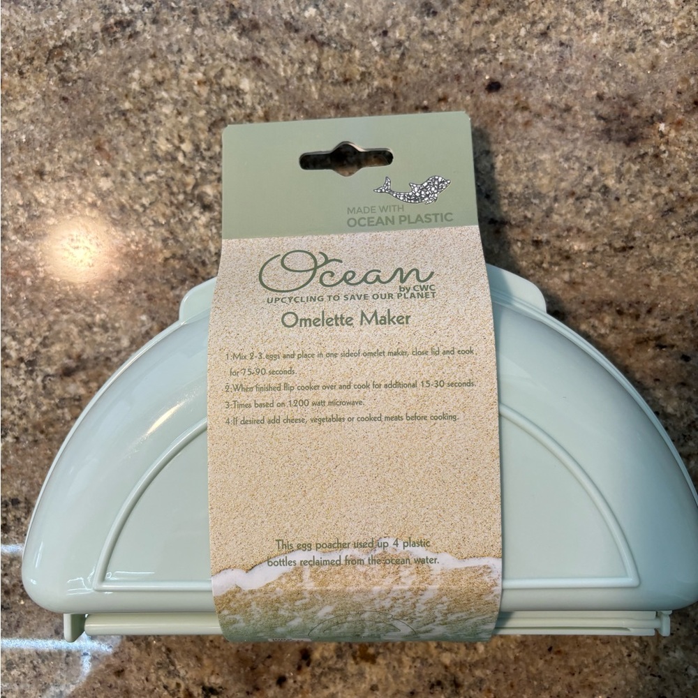 Omelette Maker 100% Recycled Ocean Plastic